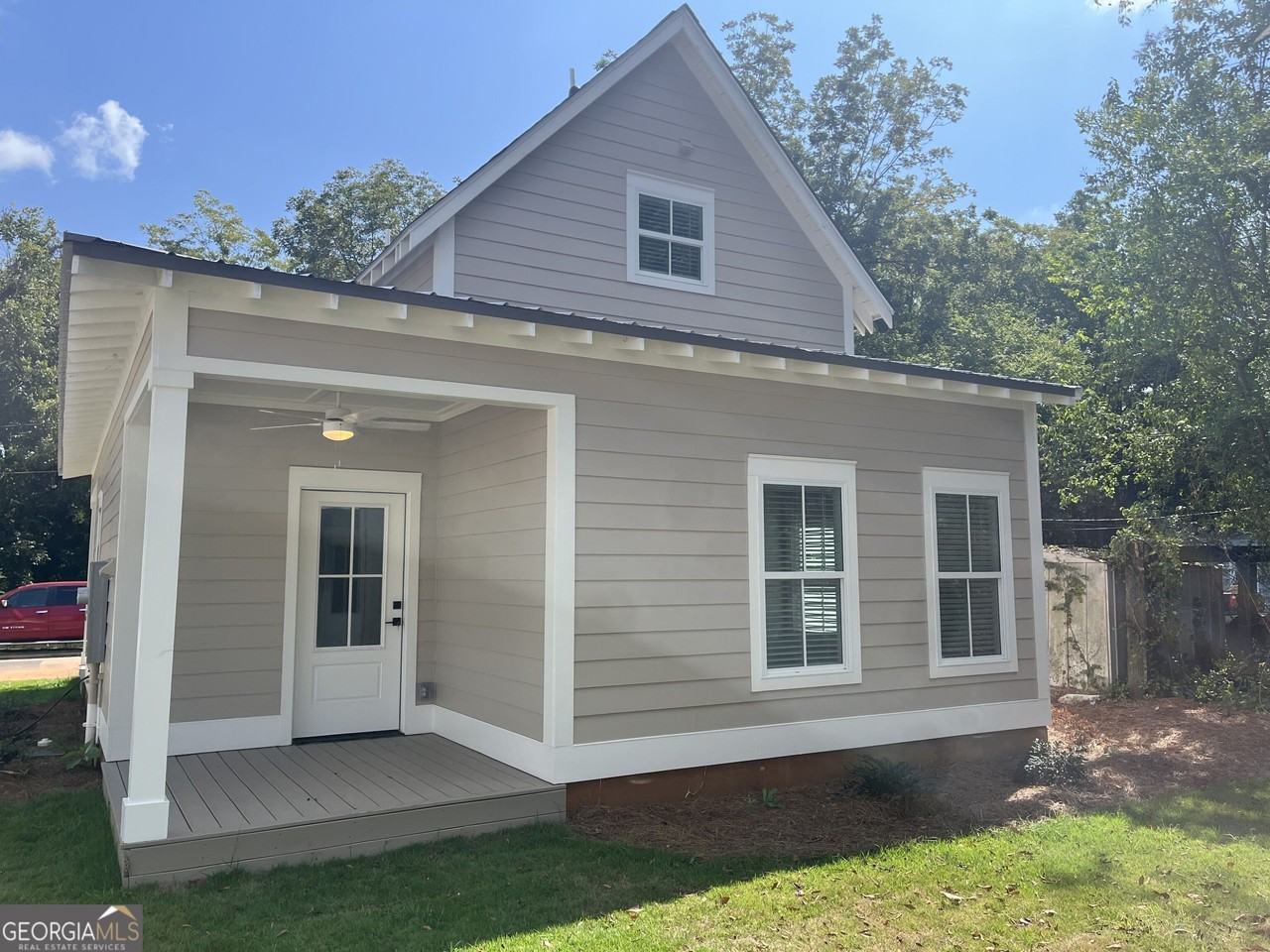 101 Peachtree St - Photo 2 of 26