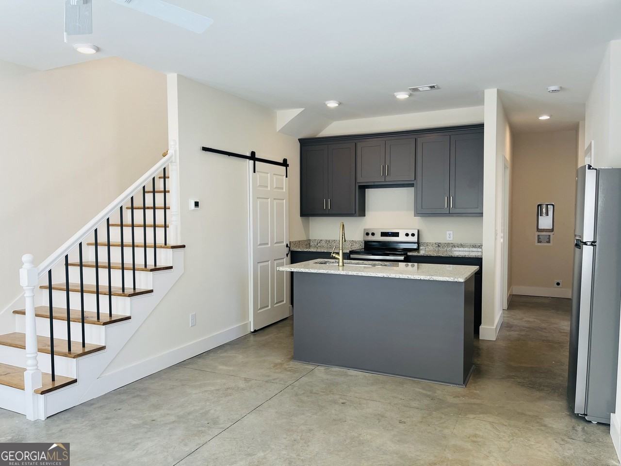 201A Cherry St - Photo 4 of 26