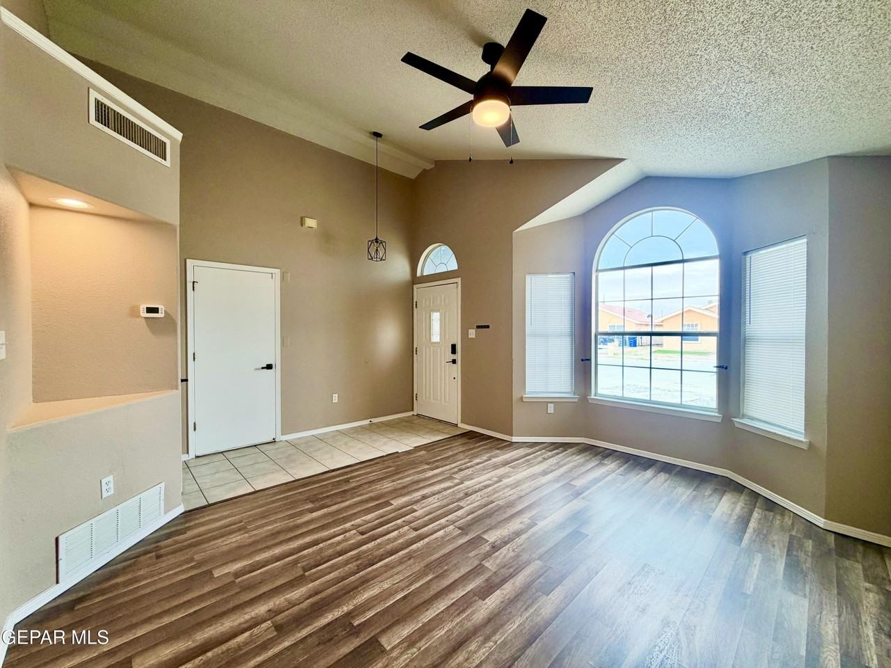 3904 Tierra Marfil Rd - Photo 5 of 30