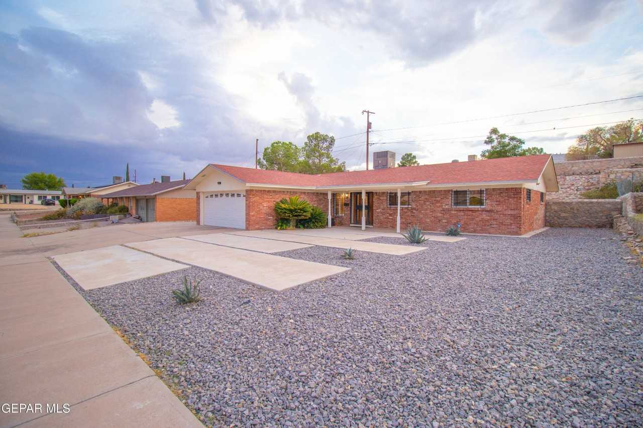 637 Westview Ave