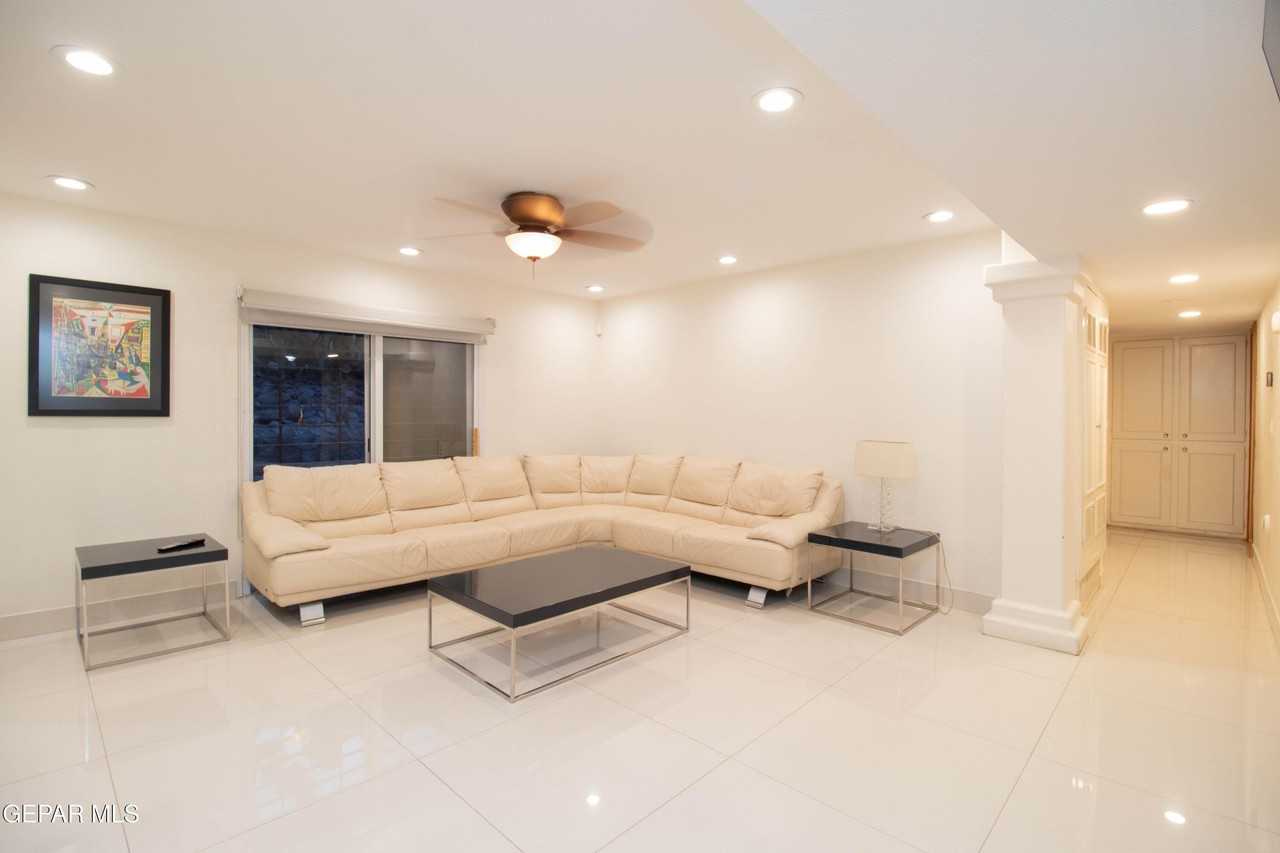 637 Westview Ave - Photo 6 of 45