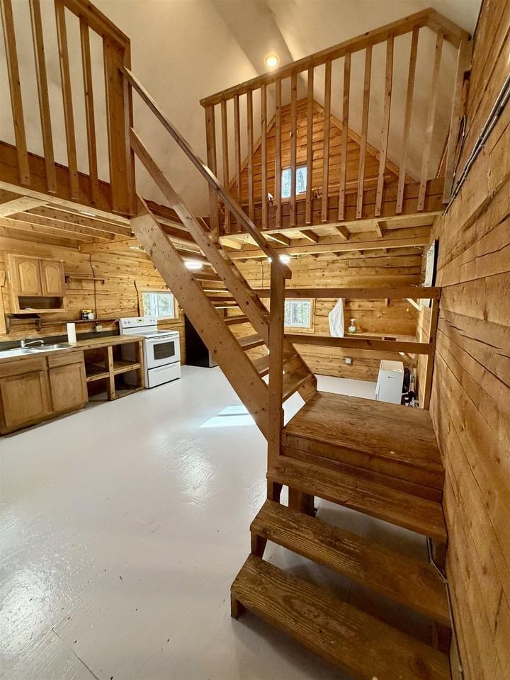 2690 Sauna Ave - Photo 6 of 11