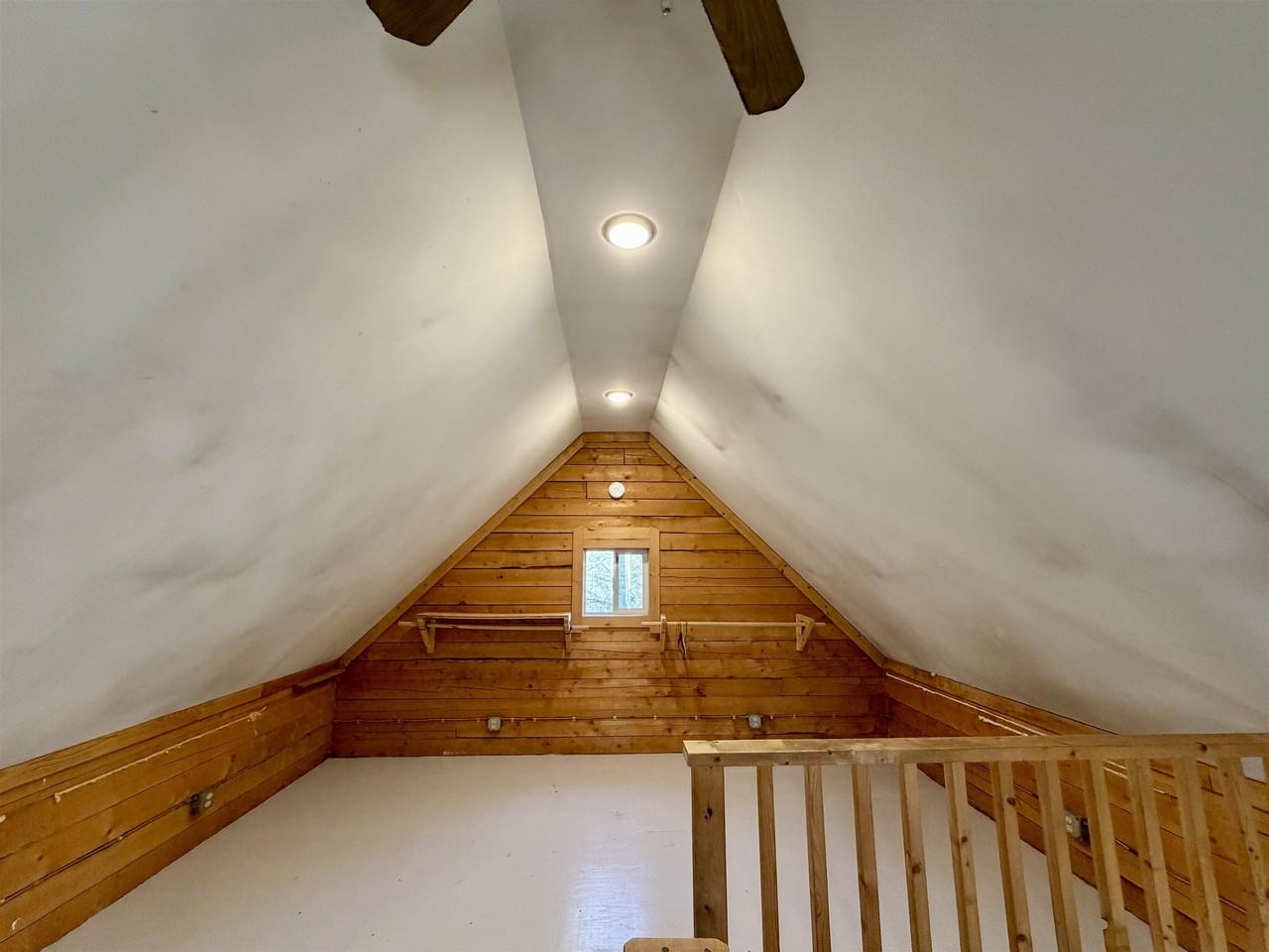 2690 Sauna Ave - Photo 7 of 11