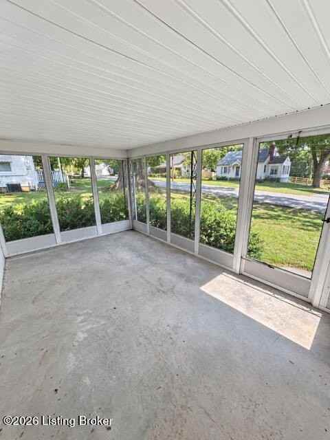 210 Linney Ave - Photo 6 of 25