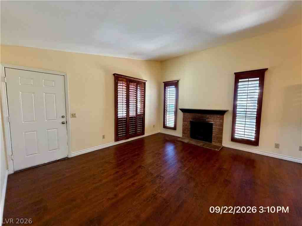 711 Bass Dr #D - Photo 4 of 43