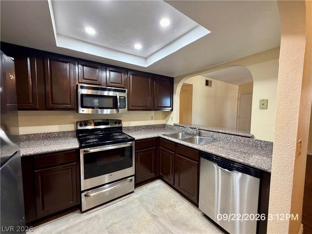 711 Bass Dr #D - Photo 6 of 43