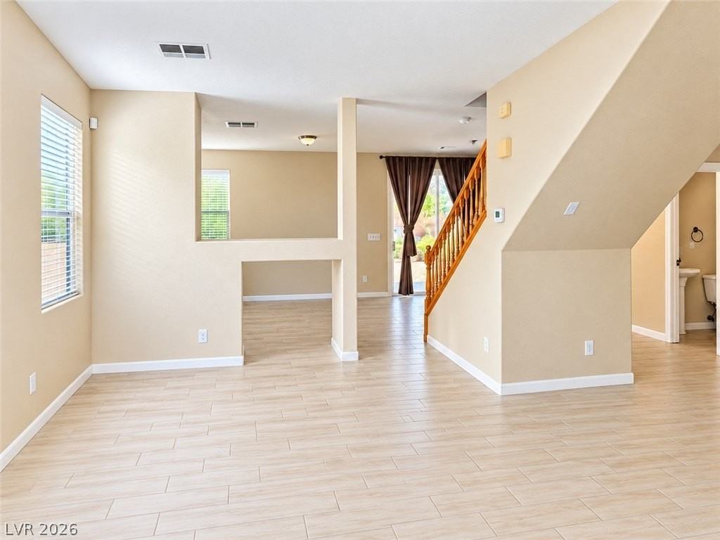 753 Anacapri St - Photo 4 of 19