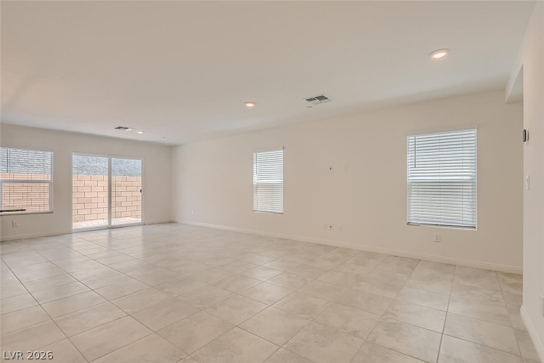 6952 Caldera St - Photo 6 of 28