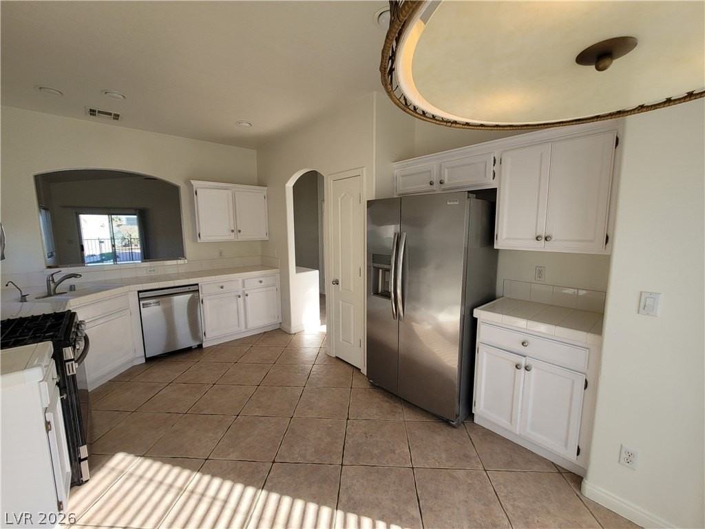 620 Coolidge Ave - Photo 7 of 50