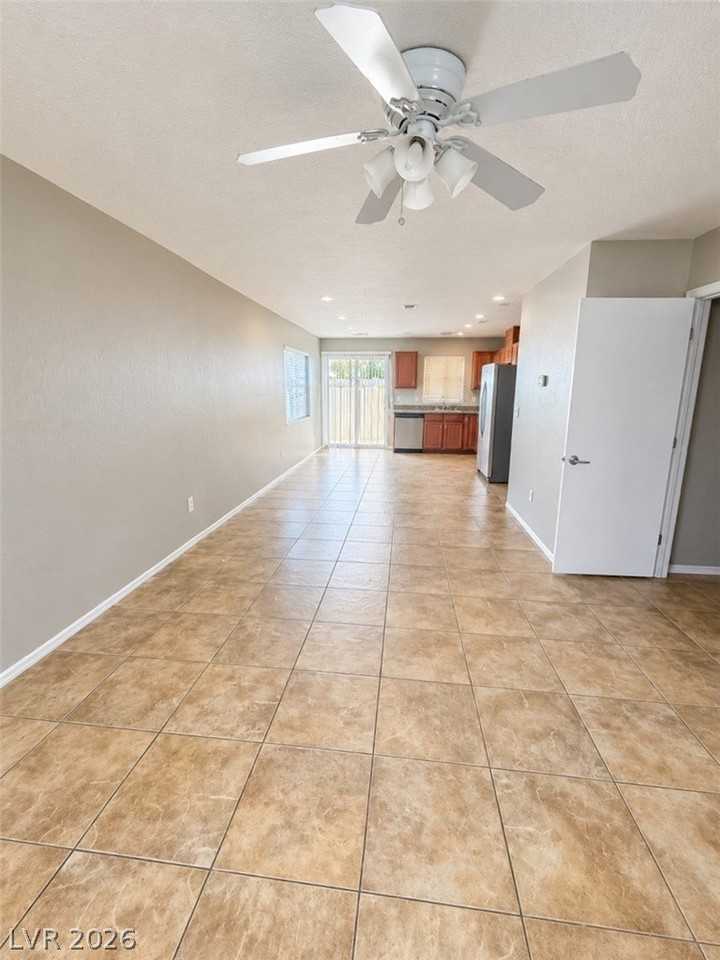 5359 Tipper Ave - Photo 2 of 7