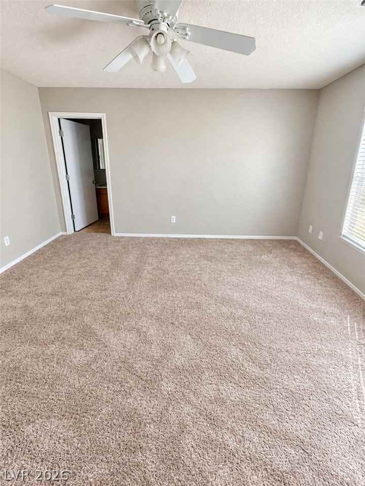 5359 Tipper Ave - Photo 5 of 7