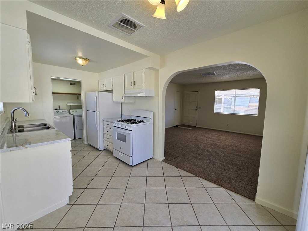 5239 Erin Cir - Photo 7 of 22