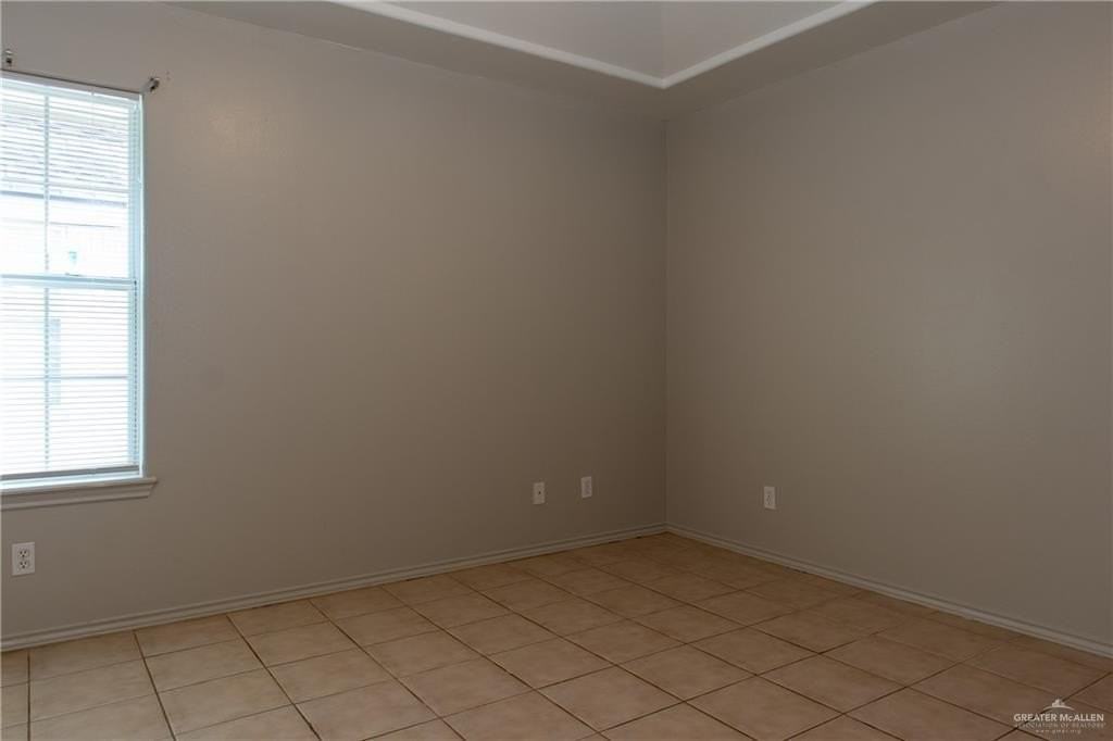 1511 Nassau St #4 - Photo 2 of 12
