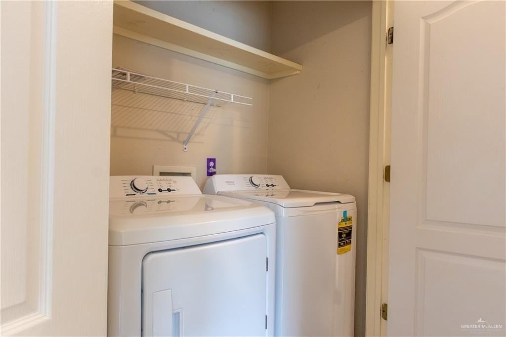 1511 Nassau St #4 - Photo 5 of 12