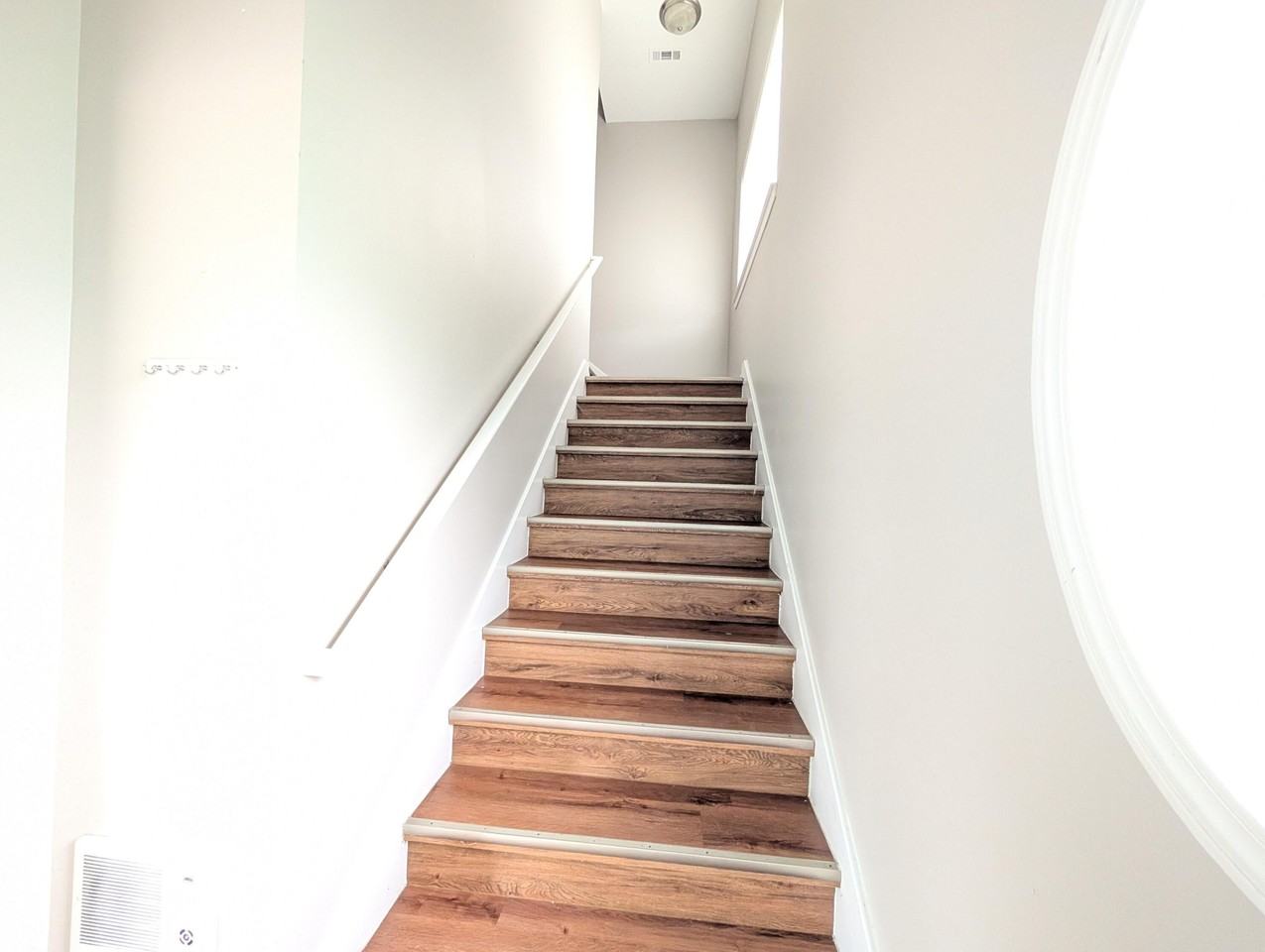 43120 Pendleton Cir - Photo 4 of 22