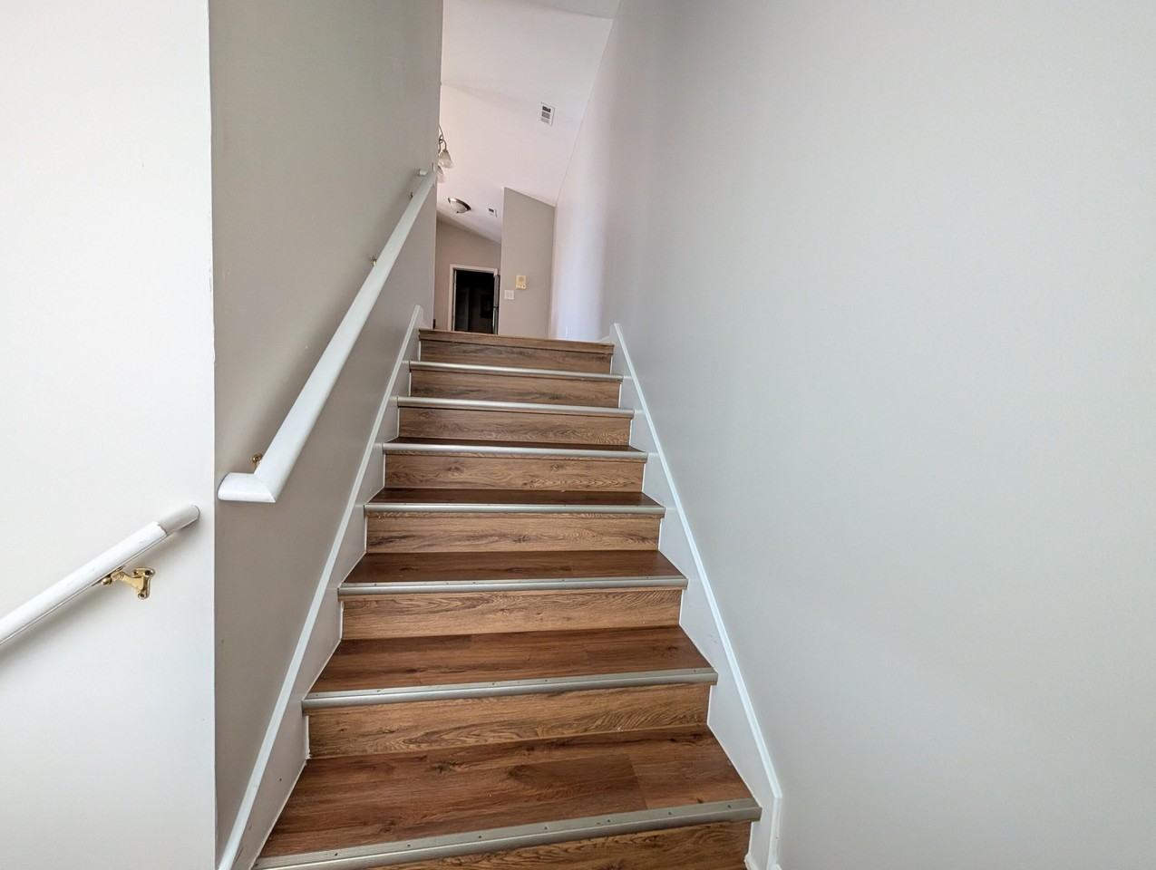 43120 Pendleton Cir - Photo 6 of 22