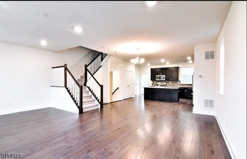 712 Parkview Ln - Photo 5 of 13