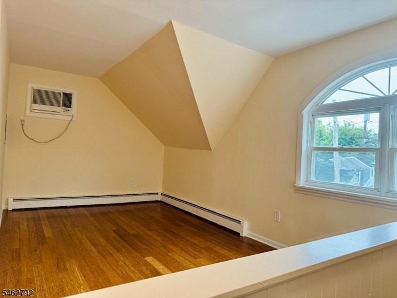 118 Barkley Ave - Photo 3 of 12