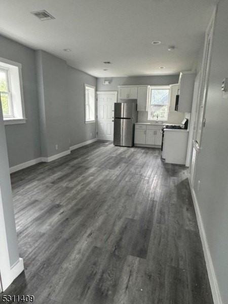 4 Winans St #3 - Photo 2 of 8