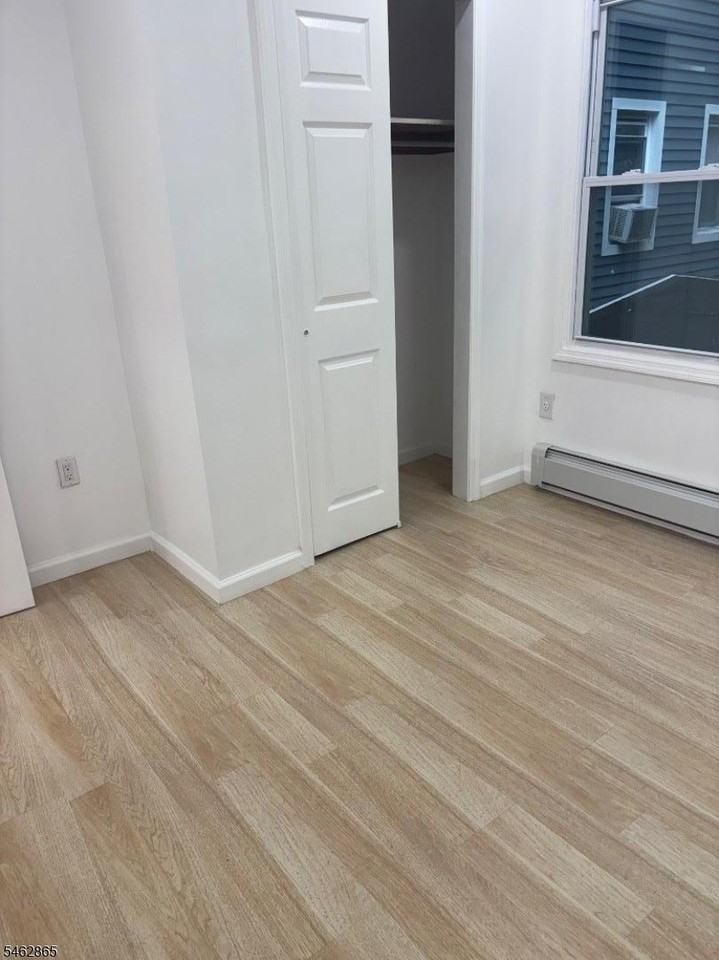 500 Burnside St #2 - Photo 5 of 20
