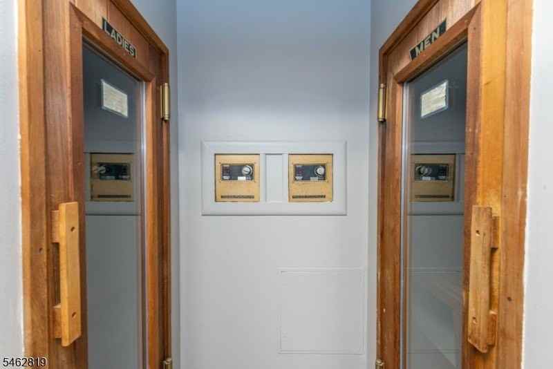 344 Prospect Ave - Photo 3 of 23