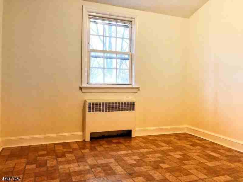 299 Concord Ave #2 - Photo 6 of 10