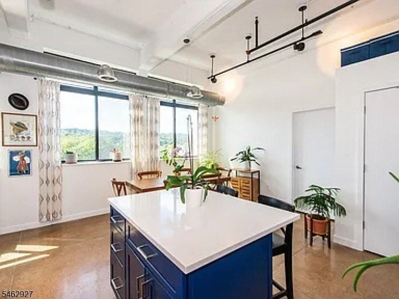 475 S Jefferson St #501 - Photo 4 of 22