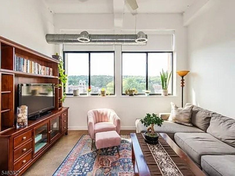475 S Jefferson St #501 - Photo 6 of 22