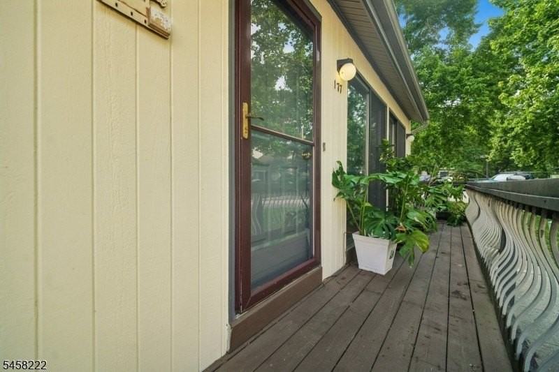 177 Locust Ln - Photo 2 of 36