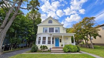 featured image of 21 Gould Pl #1