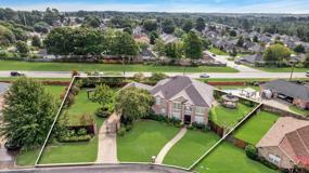 5718 Gloucester Dr - Photo 1 of 1