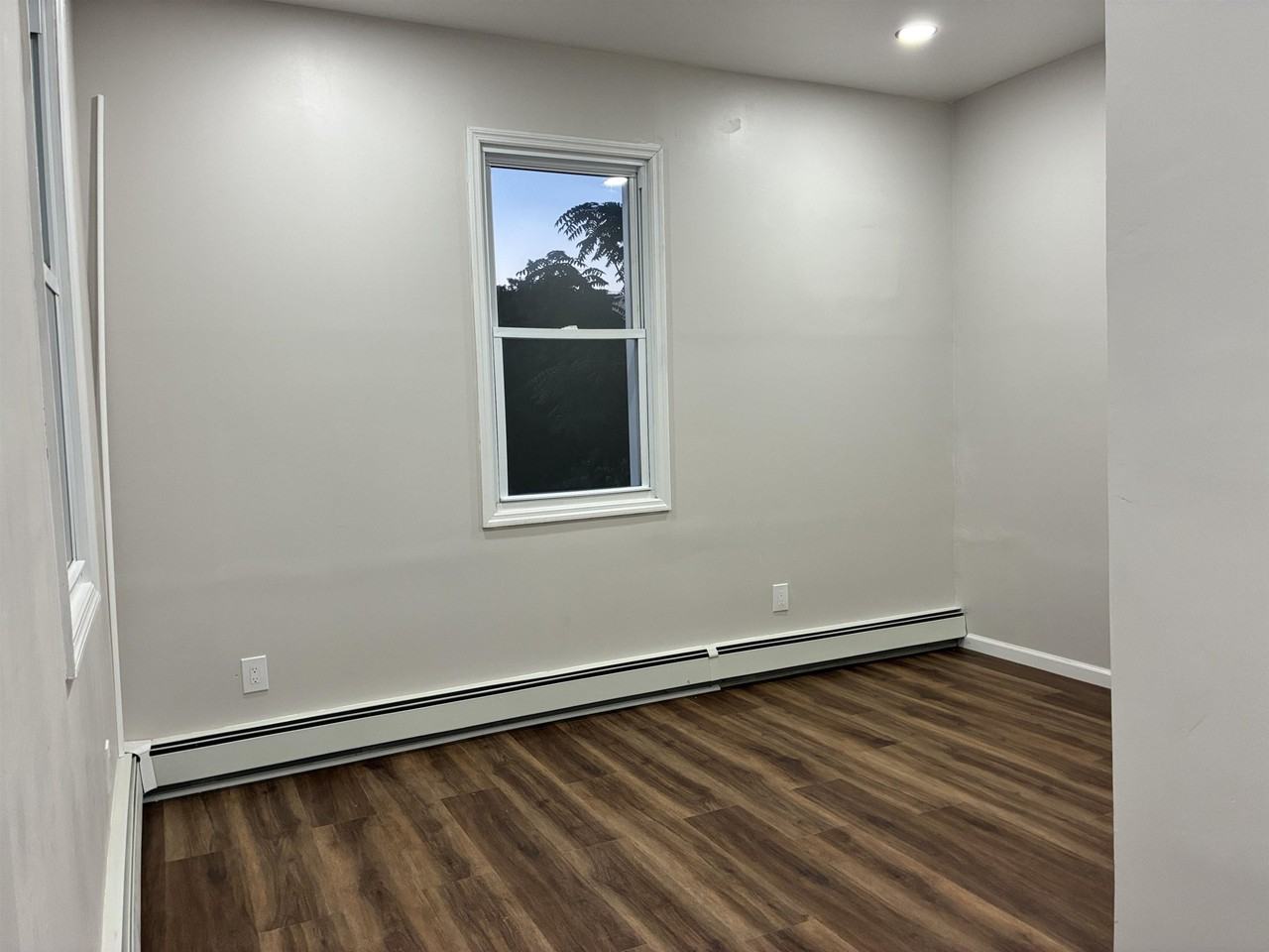 408 3rd St #2 - Photo 7 of 22