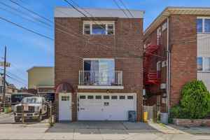 featured image of 412 Walker St #3