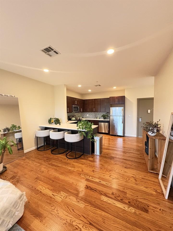 186 Broadway #502 - Photo 5 of 12