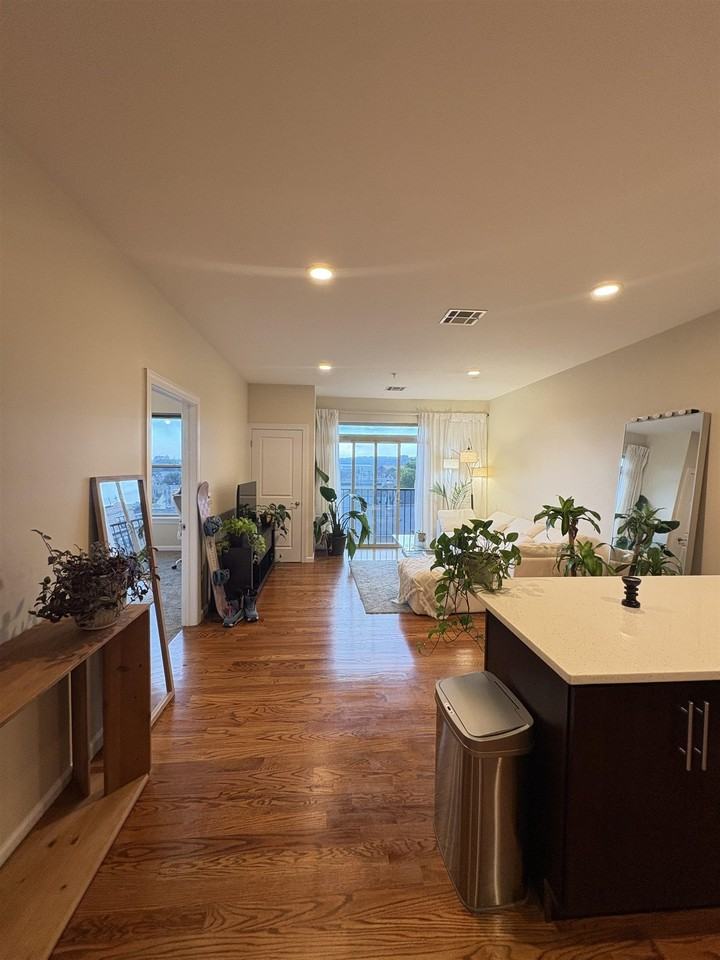 186 Broadway #502 - Photo 7 of 12