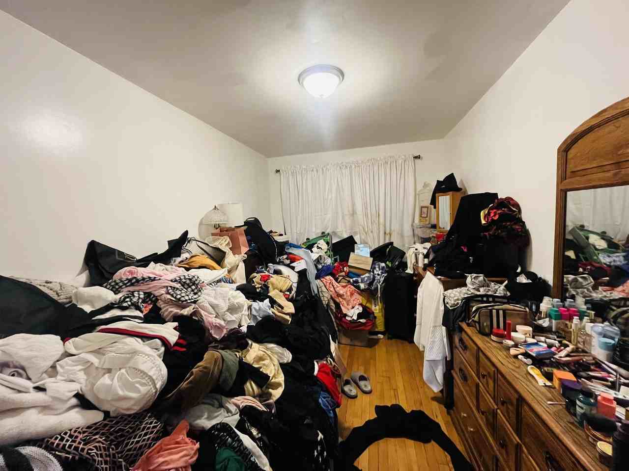70 Manhattan Ave #1 - Photo 4 of 8