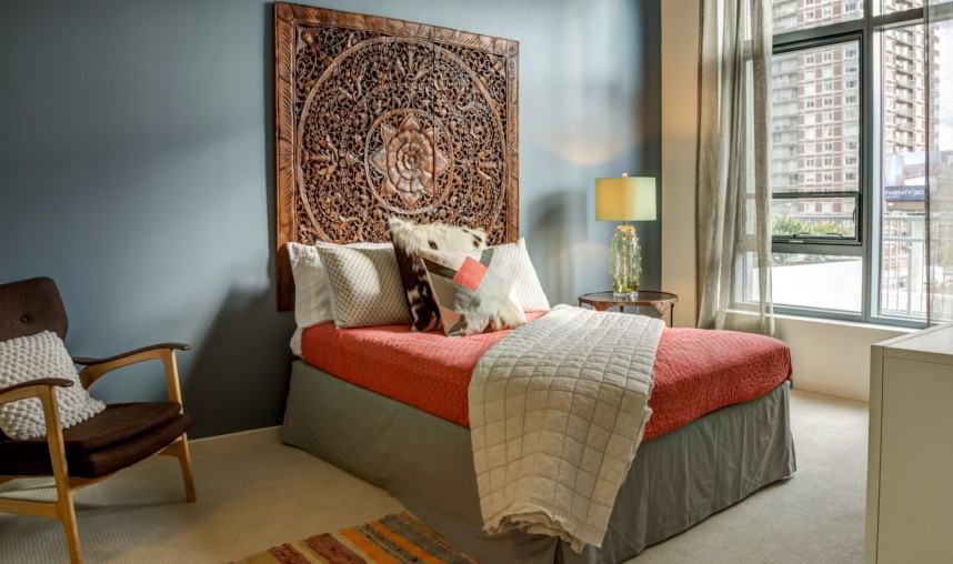 Child Street - Photo 3 of 6