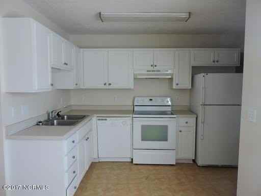 7 Donnell Ave - Photo 6 of 18