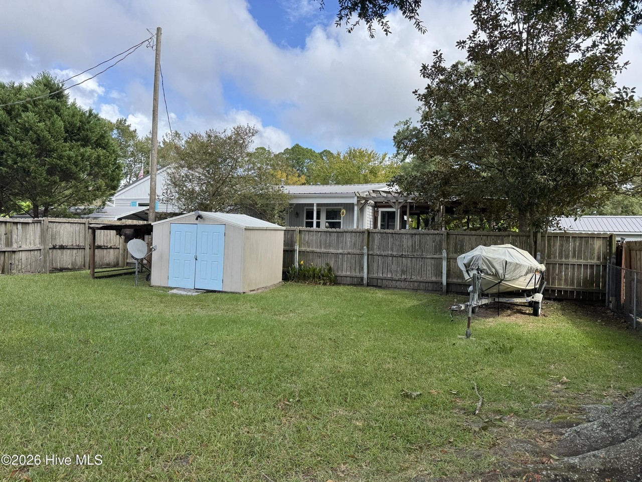 2108 High School Dr - Photo 5 of 21