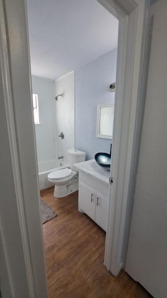 3404 Elkhart Ave #A - Photo 6 of 18