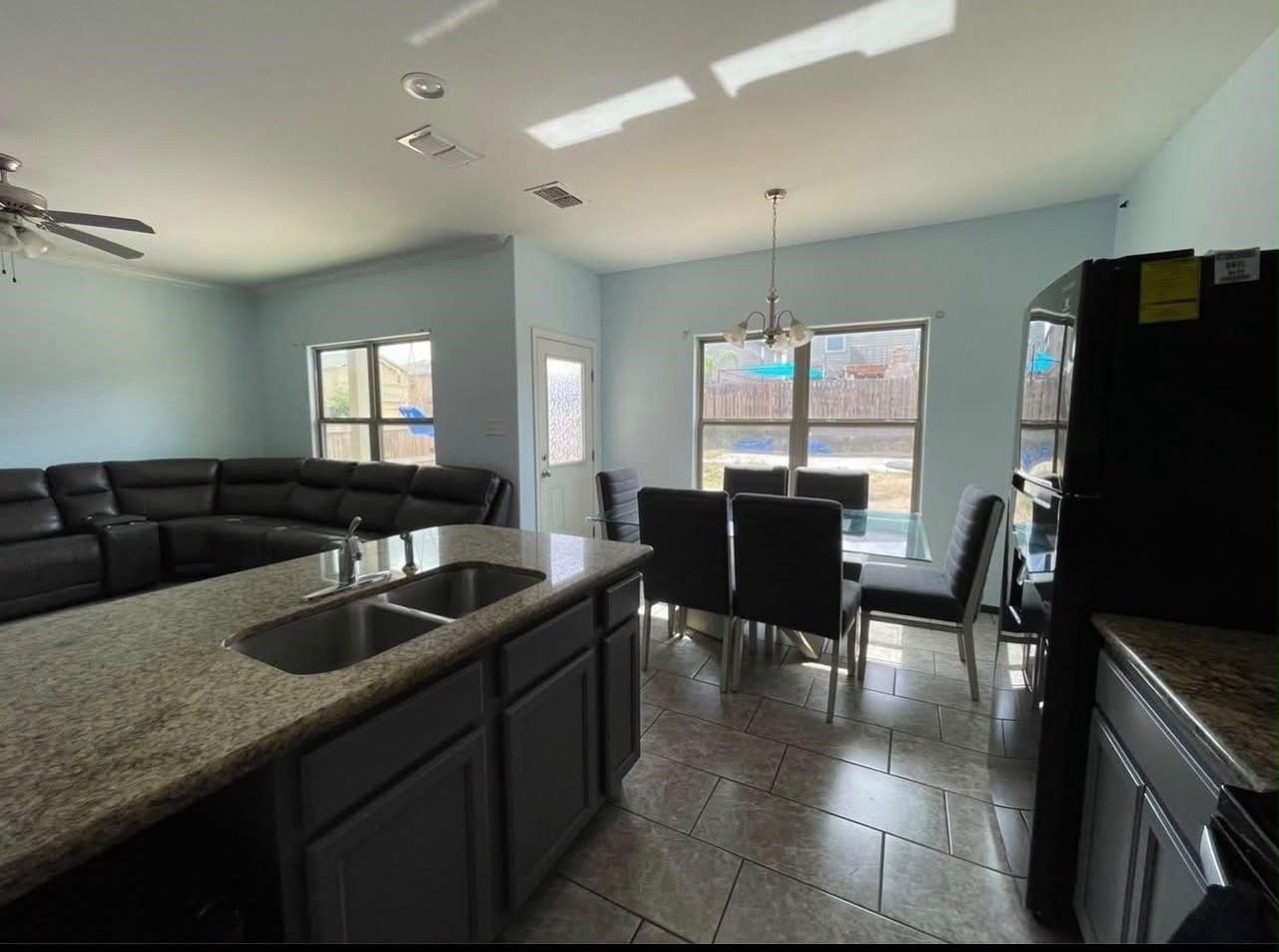 9987 Inmaculada Ln - Photo 5 of 10