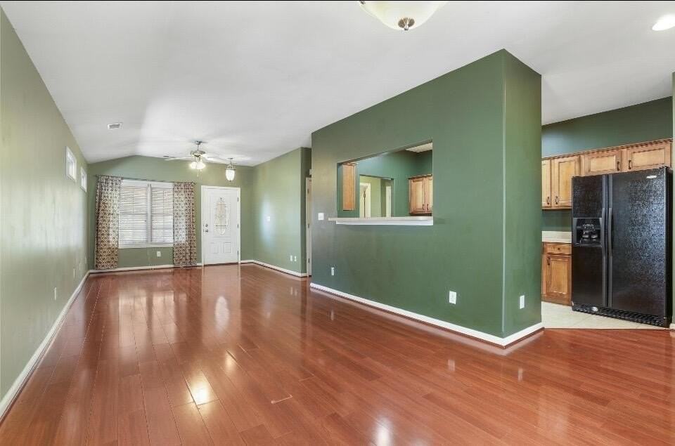 457 Mcconnells Trce - Photo 3 of 8