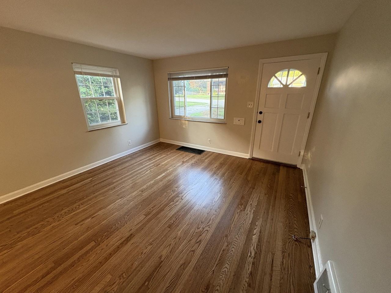 54 Woodlawn Ave #2 - Photo 2 of 13