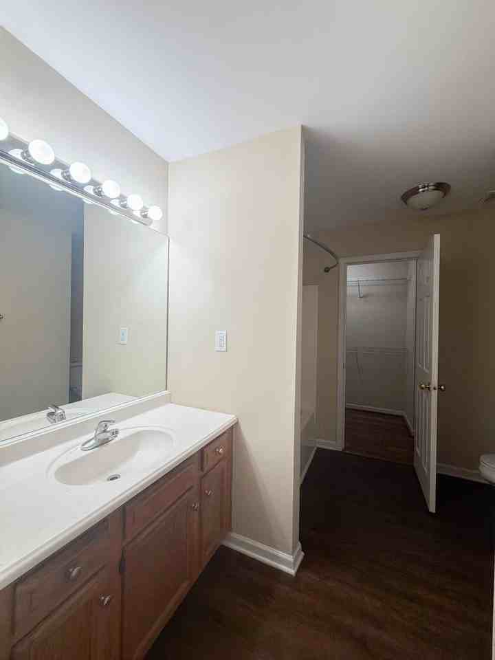 2513 Denburn Ct - Photo 7 of 16