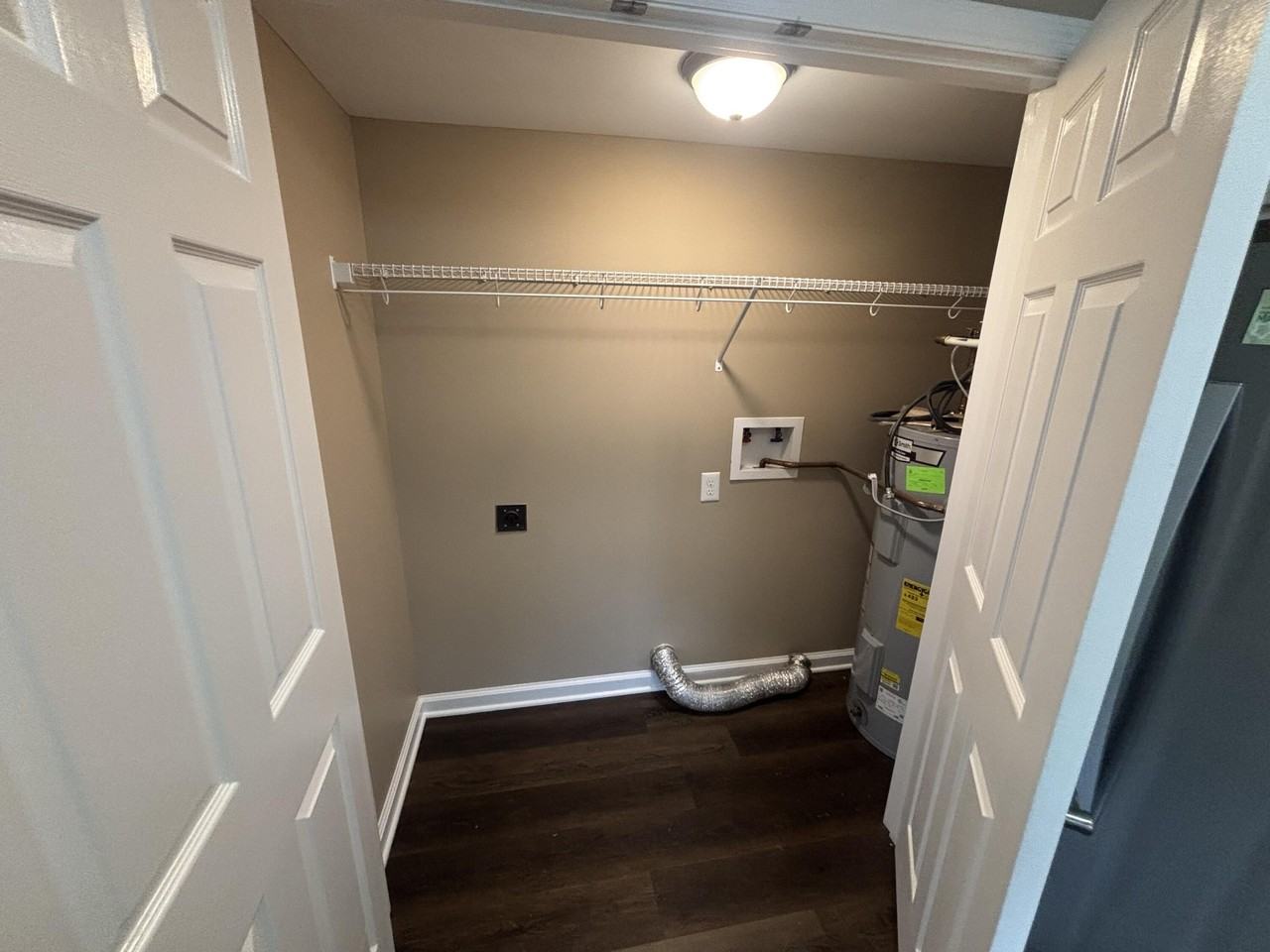 3817 Lady Di Ln - Photo 5 of 13