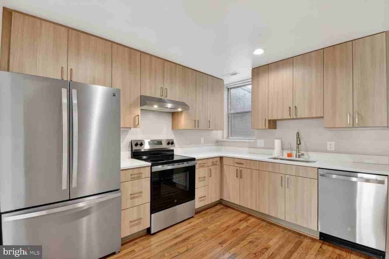 1729 U St Nw - Photo 4 of 14