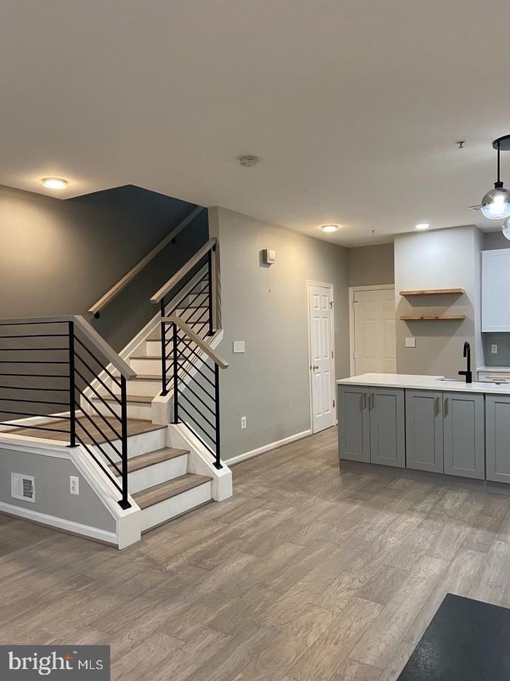 4465-A Beacon Grove Cir - Photo 7 of 39