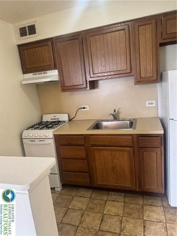 215 W Broad St #7 - Photo 7 of 12