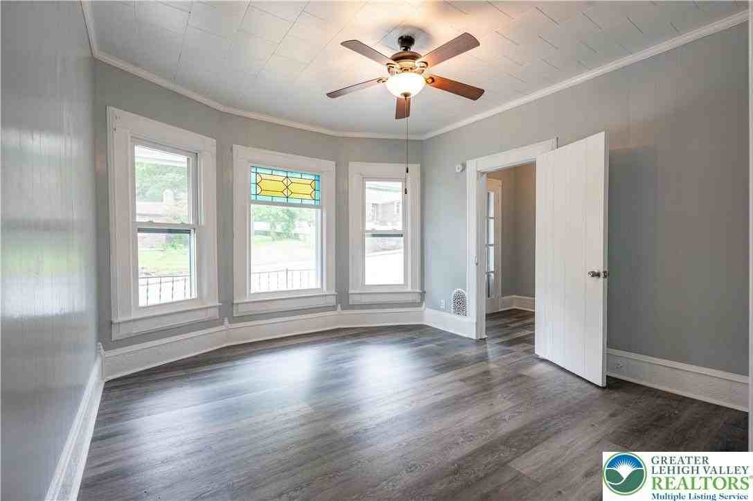 739 Broadway - Photo 7 of 50
