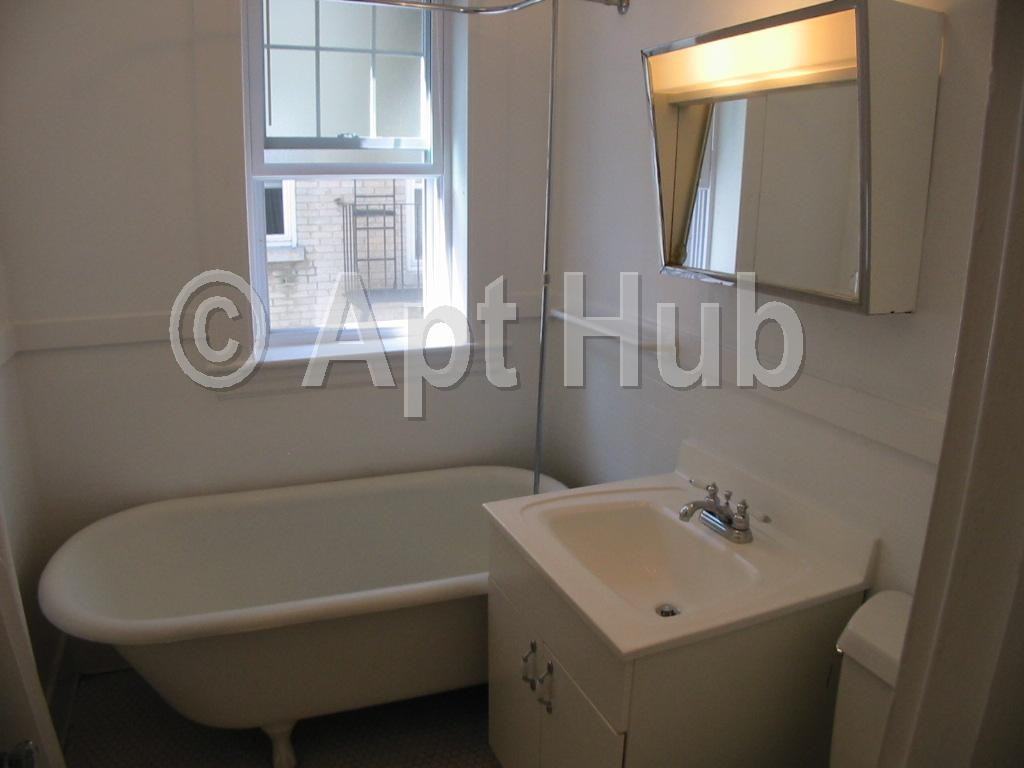 Summer St #4 - Photo 5 of 5